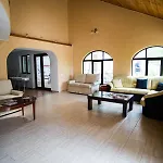 Tahne Hotell